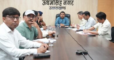 घरेलू गैस की कालाबजारी, भण्डारण, रिफिलिंग करने वालों के खिलाफ कड़ी कार्यवाही करें- जिलाधिकारी भदौरिया