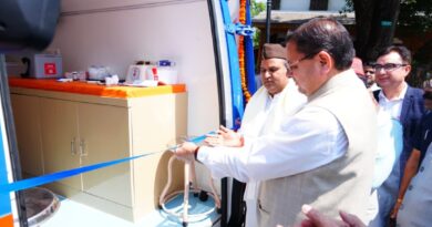 मुख्यमंत्री श्री पुष्कर सिंह धामी ने एचडीएफसी बैंक द्वारा प्रदत्त 4 अत्याधुनिक एम्बुलेंस का किया फ्लैग ऑफ