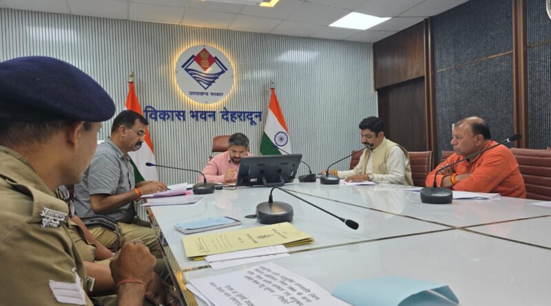 अनुसूचित जाति-जनजाति अत्याचार निवारण मामलों की समीक्षा, समयबद्ध सहायता पर जोर