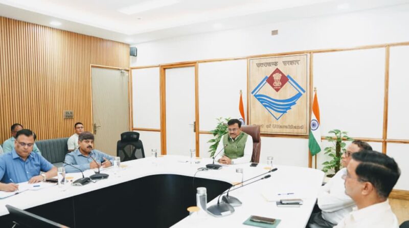 मुख्य सचिव ने की परियोजनाओं की प्रगति की समीक्षा