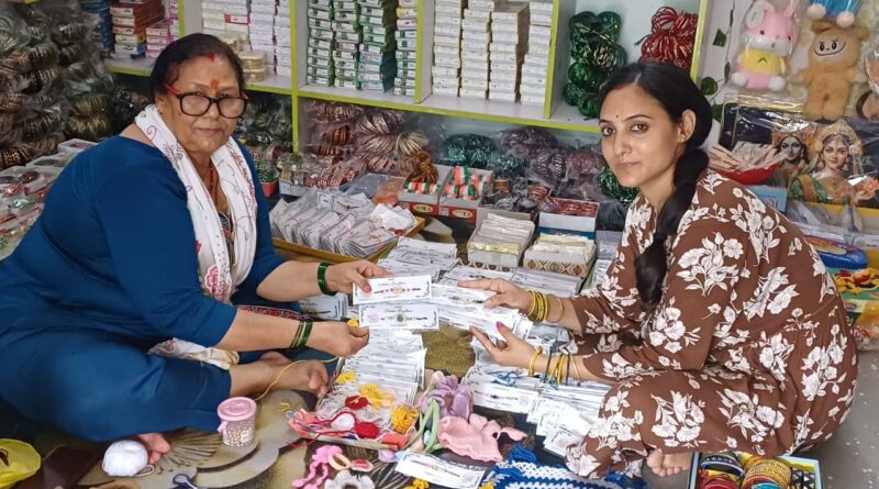 मालदेवता में सास-बहू की जोड़ी ने राखी कारोबार से मचाई धूम