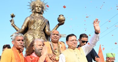 हरिपुर कालसी में गूंजा माँ यमुना का जयघोष, मुख्यमंत्री धामी ने किया माँ यमुना की प्रतिमा का अनावरण और हरिघाट का लोकार्पण