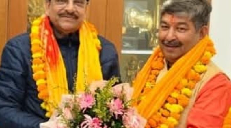 राज्यसभा के लिए निर्विरोध निर्वाचित होने पर दिनेश आर्य जी को अजय भट्ट ने दी बधाई एवं शुभकामनाएँ