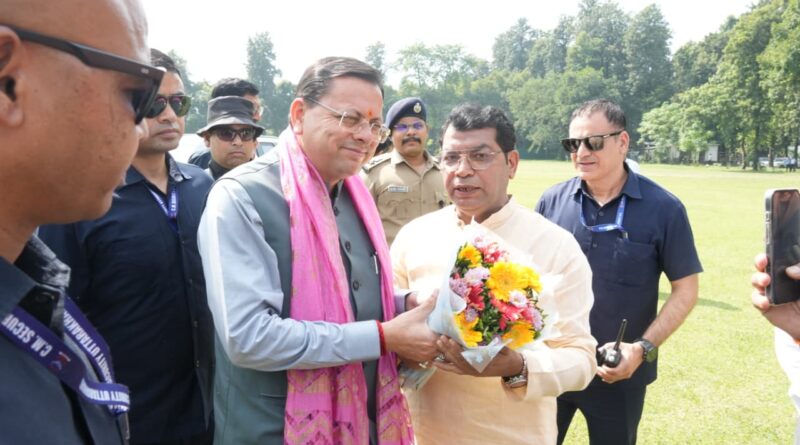 मुख्यमंत्री ने सुनीं जनसमस्याएं, अधिकारियों को दिए त्वरित समाधान के निर्देश